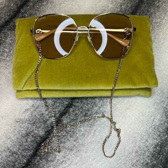 Gucci GG1089SA Shiny Endura Gold Orange Chain Logo Sunglasses